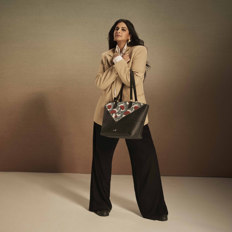 Rhea Kapoor Tote Bag - Nawabi Couture