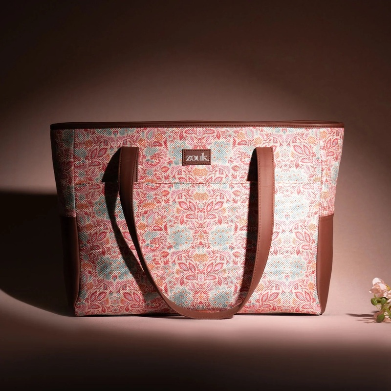 Travel Tote Bag - Mangalore Blossoms