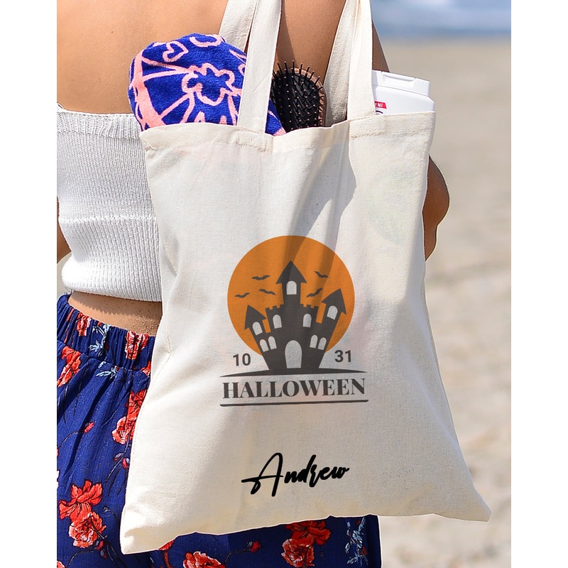 Haunted Castle - Halloween Tote Bags