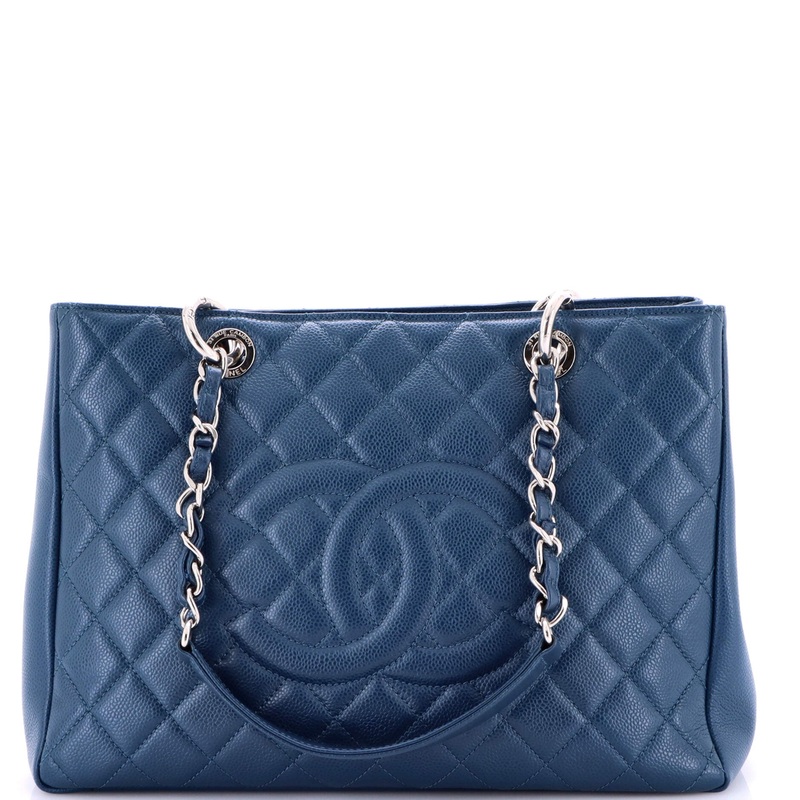 Grand Shopping Tote Quilted Caviar