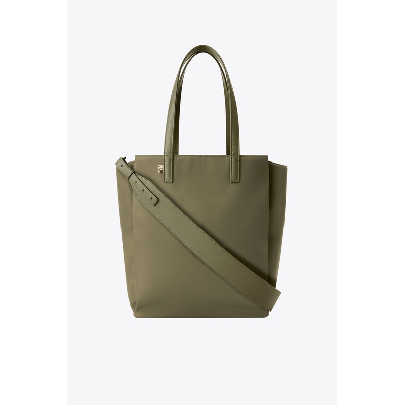 Resale The Commuter Tote in Olive