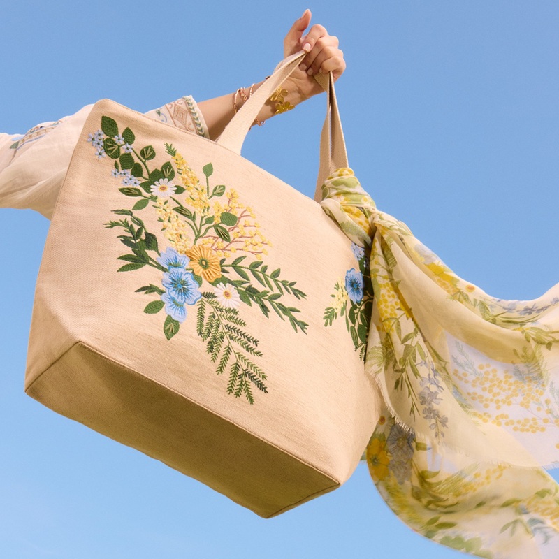 Cream Floral Embroidered Beach Bag