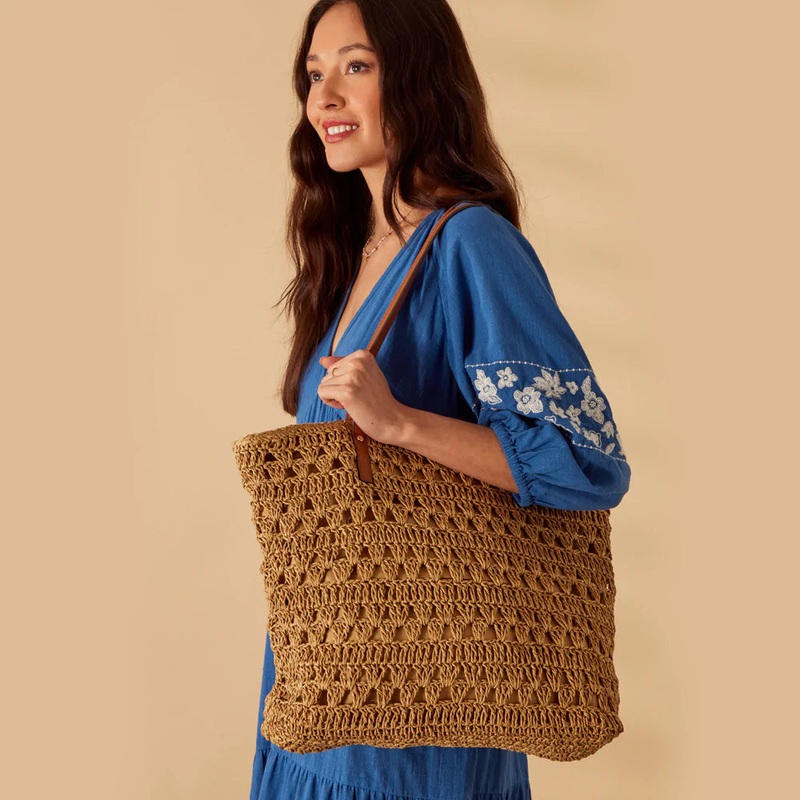 Accessorize London Women's Brown Classic raffia shoulder Beach bag