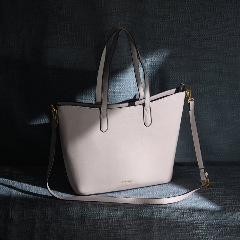 Accessorize London Women's Faux Leather Light Pink Daffodil tote bag