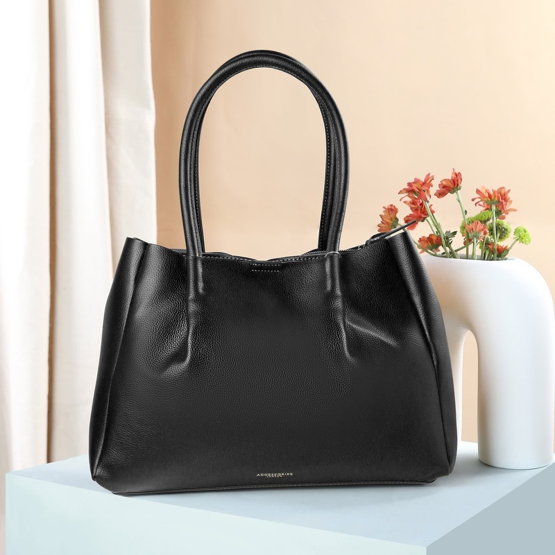 Accessorize London Women's Black Soft Shoulder Bag