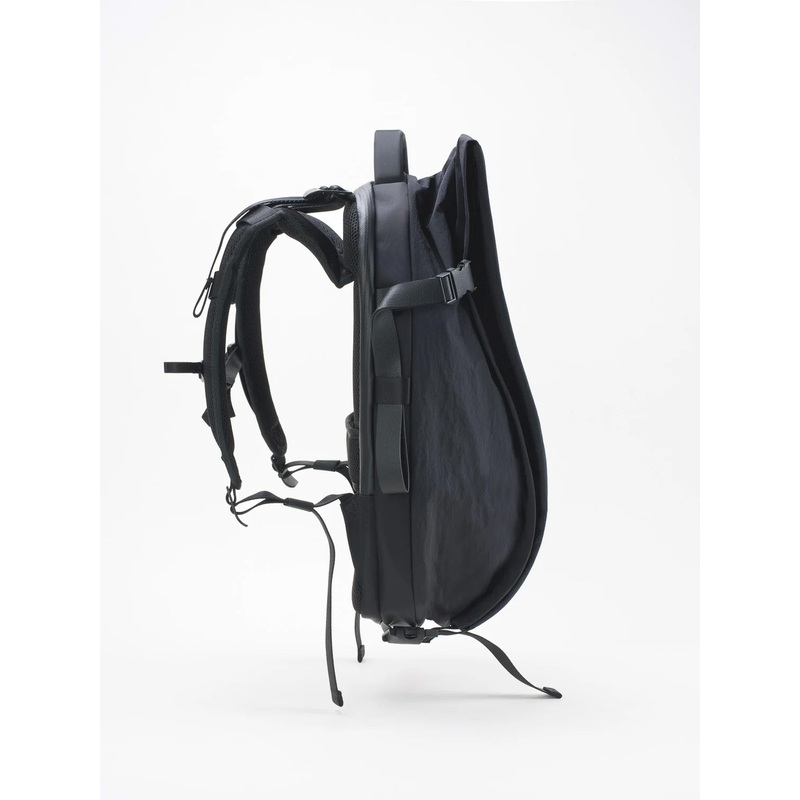 Isar M Komatsu Onibegie Nylon Black