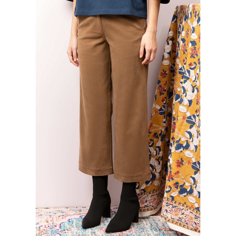 Wide-leg Pants