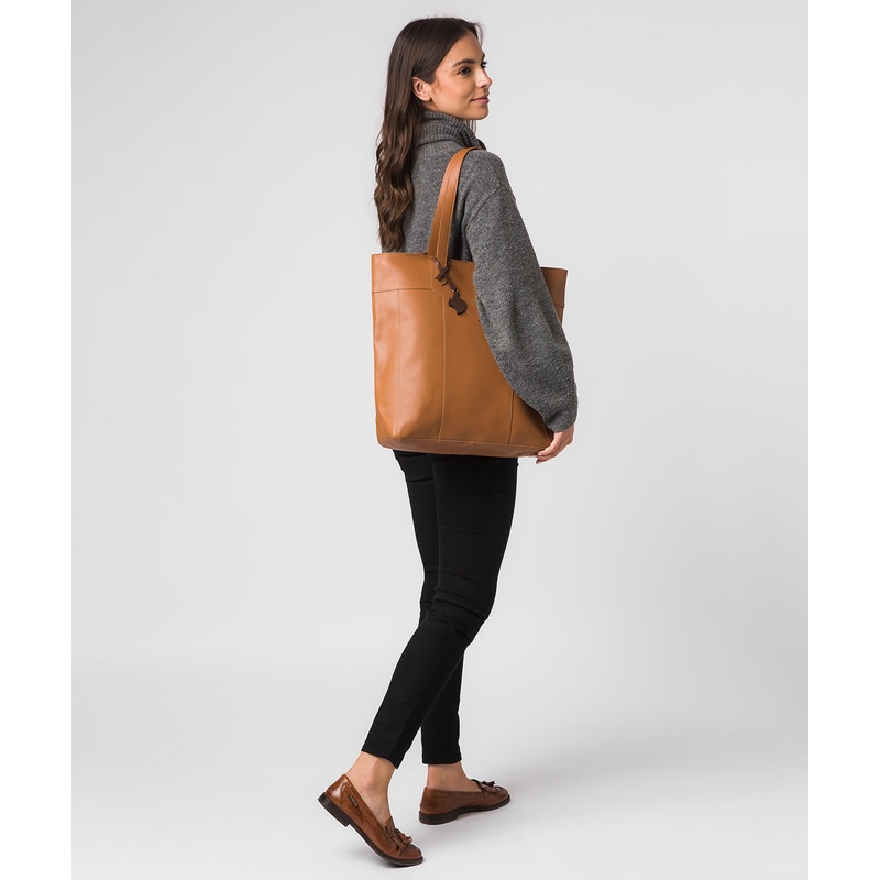 'Eliza' Saddle Tan Vegetable-Tanned Leather Unlined Extra-Large Shopper Bag