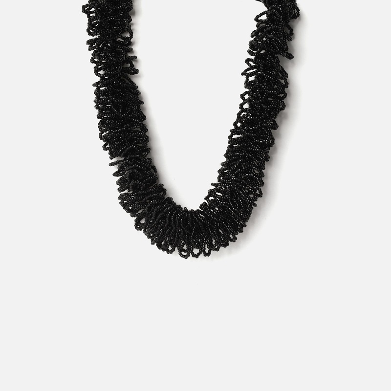 Clorina collar voluminoso