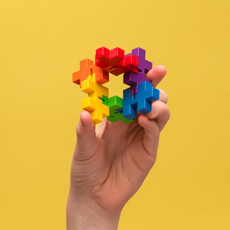 HEXEL Flex. Fidget. Play.