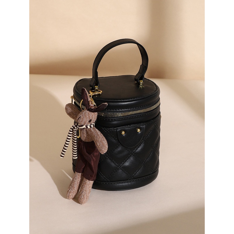 The Quilted Bucket Bag - Midnight Black