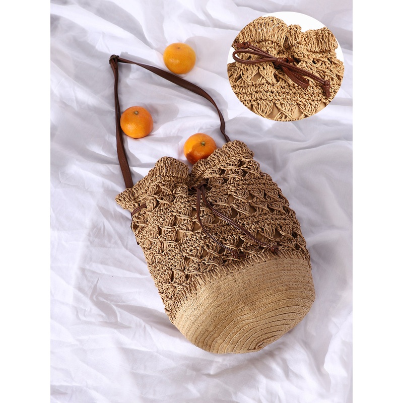 The Straw Bucket Bag - Beige