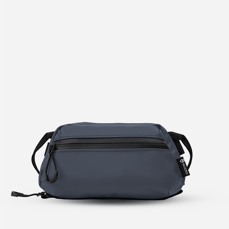 Tech Bag Medium in Aegean Blue