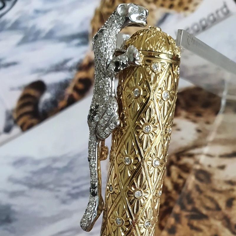 Urso Leopard 18k Gold and Diamond Fountain Pen