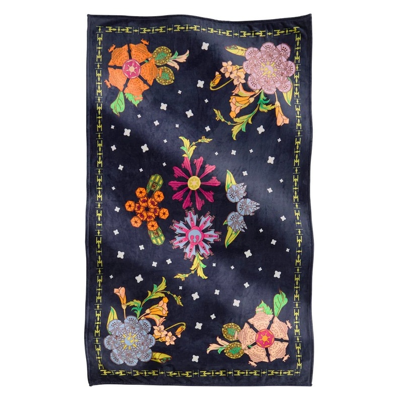 Plush Throw Blanket : Power the Force Floral