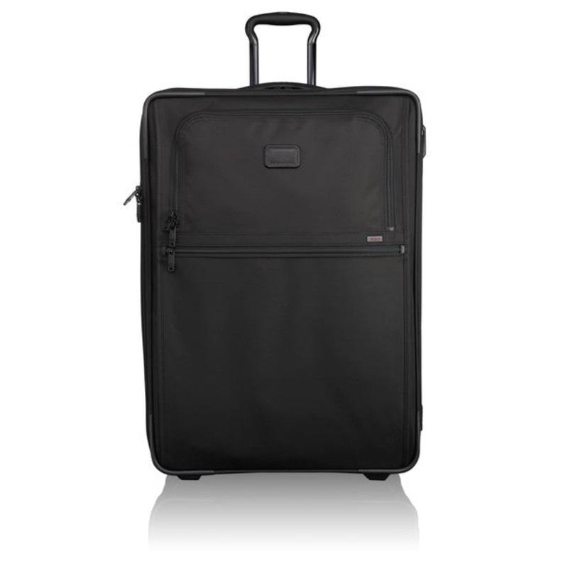 TUMI Alpha 2 Medium Trip Exp 2 Wheel Packing Case