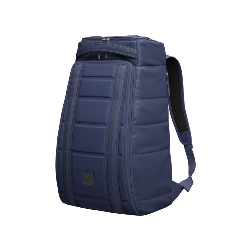 D_b_  Hugger 1st Generation Backpack 25L