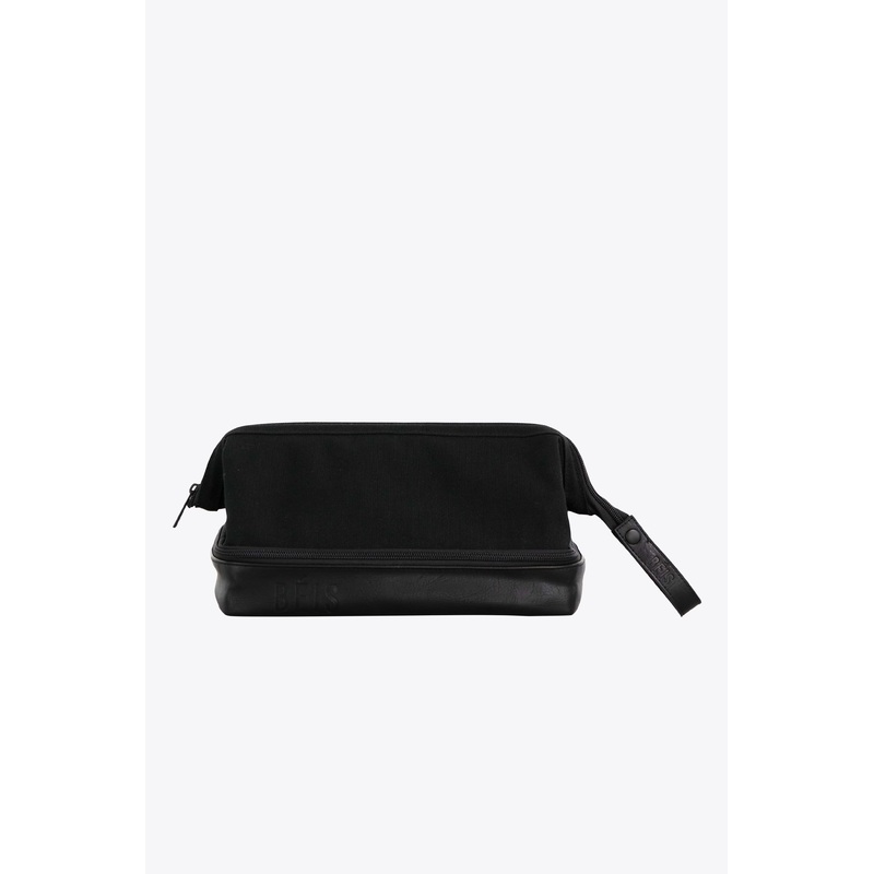 Resale The Dopp Kit in Black