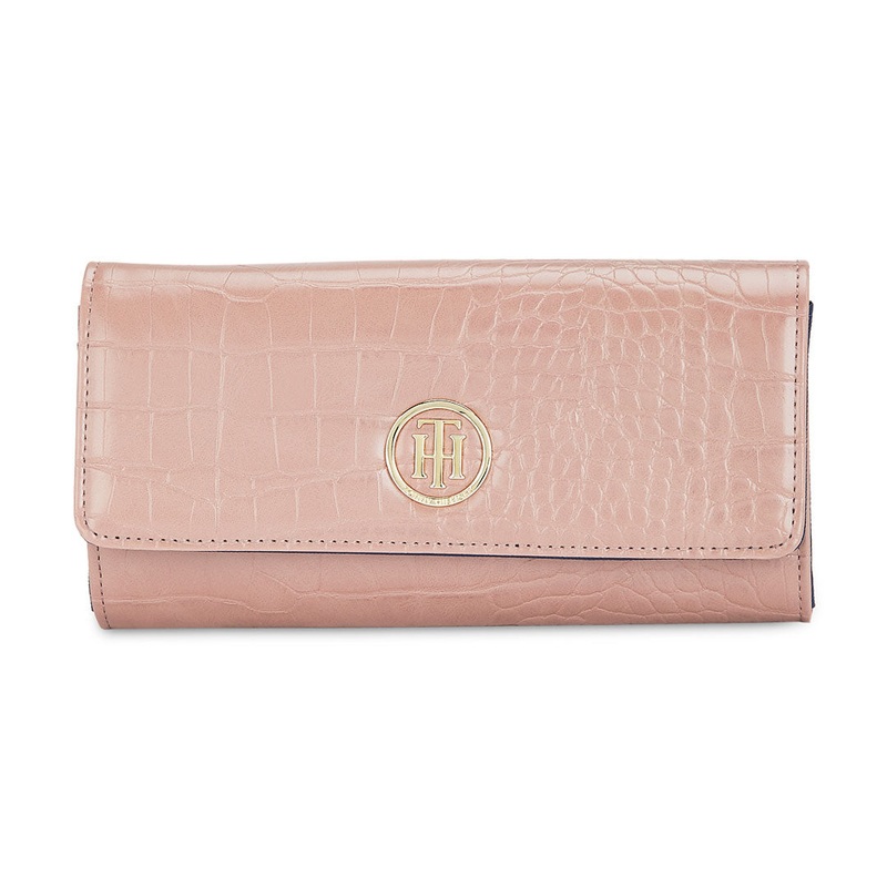 Tommy Hilfiger Jocelyn Plus Women's Vegan Textured Leather Wallet