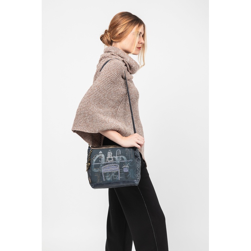 Boutique crossbody bag