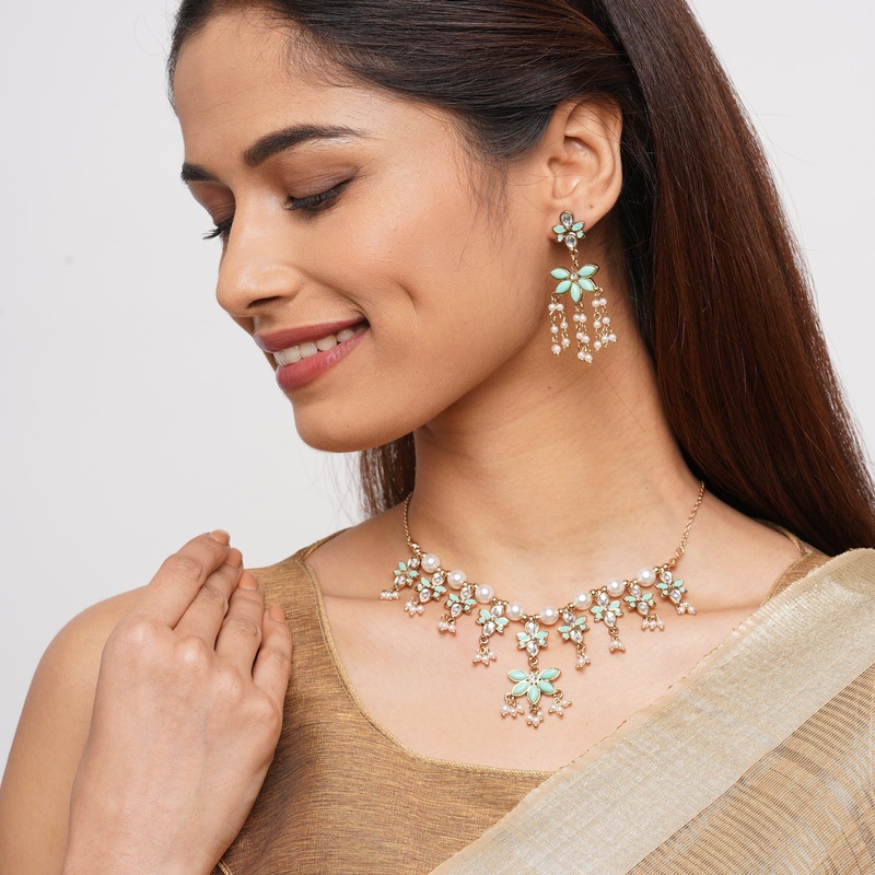Accessorize London Women's Mint Kundan Jewelry Set