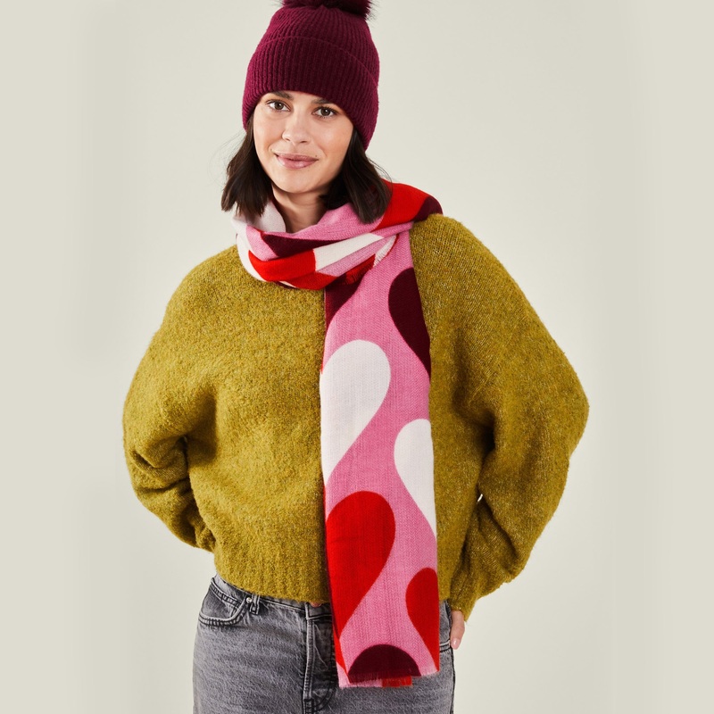 Red Retro Heart Blanket Scarf