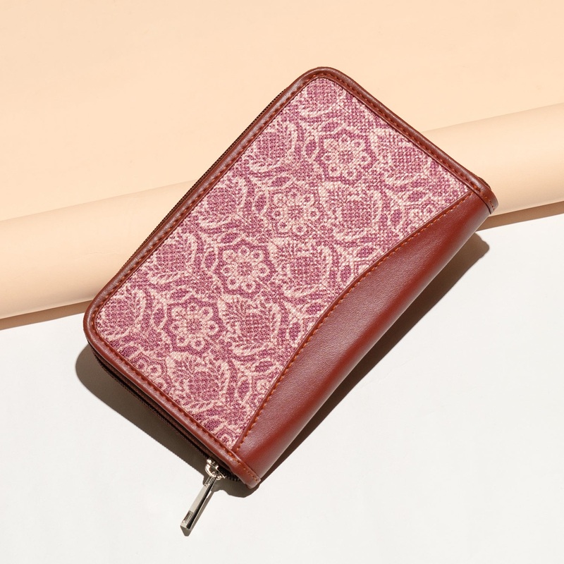 Madurai Blossom Chain Wallet