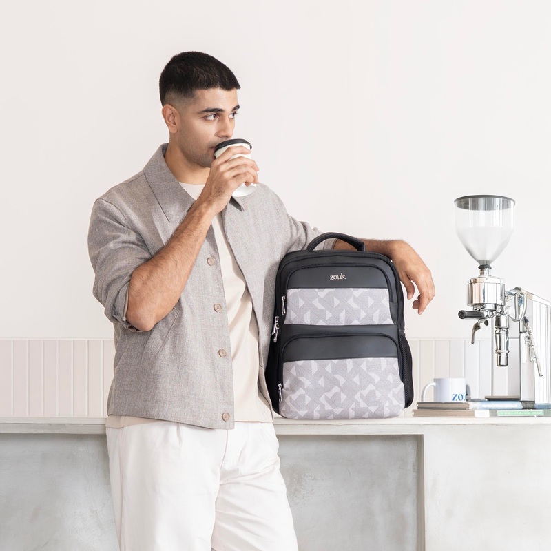 Aravalli Abstract Men's Pro Backpack